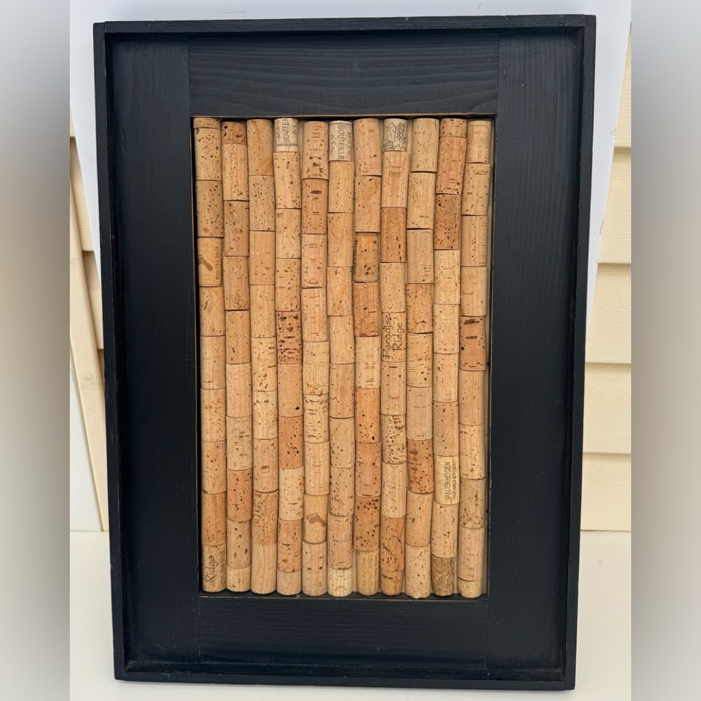 Cork Art Picture Frame Platter Wine Cork Display About 100, Reversible Hang